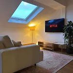 Spacious 2Br, 2 Bath - Ideal For Families & Groups - City Centre Gem